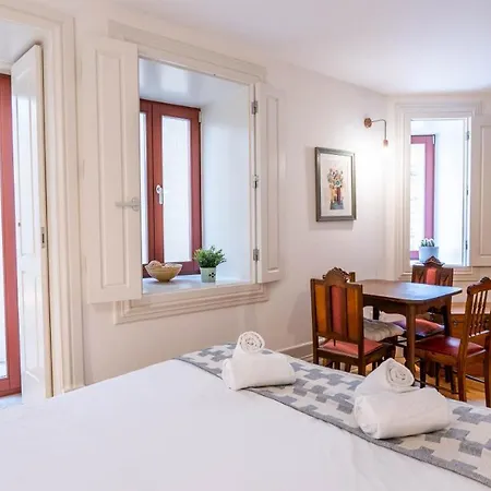 Taipas Tranquility: Cozy T0 By Lovelystay