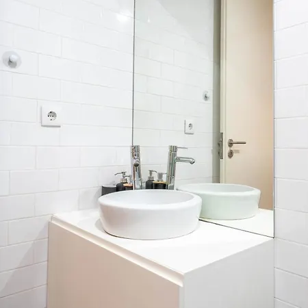 Taipas Tranquility: Cozy T0 By Lovelystay Porto