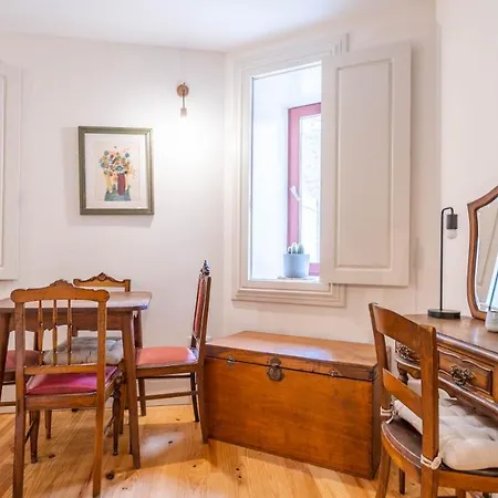 Taipas Tranquility: Cozy T0 By Lovelystay * Porto